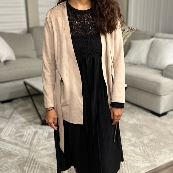 Zara basic suede jacket in size M - Picture 5 of 5